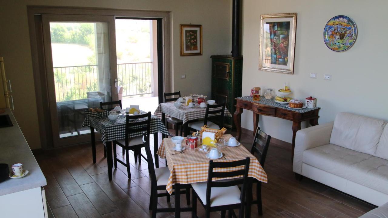 Bed and Breakfast Al Ginepro Montecchio  Екстер'єр фото