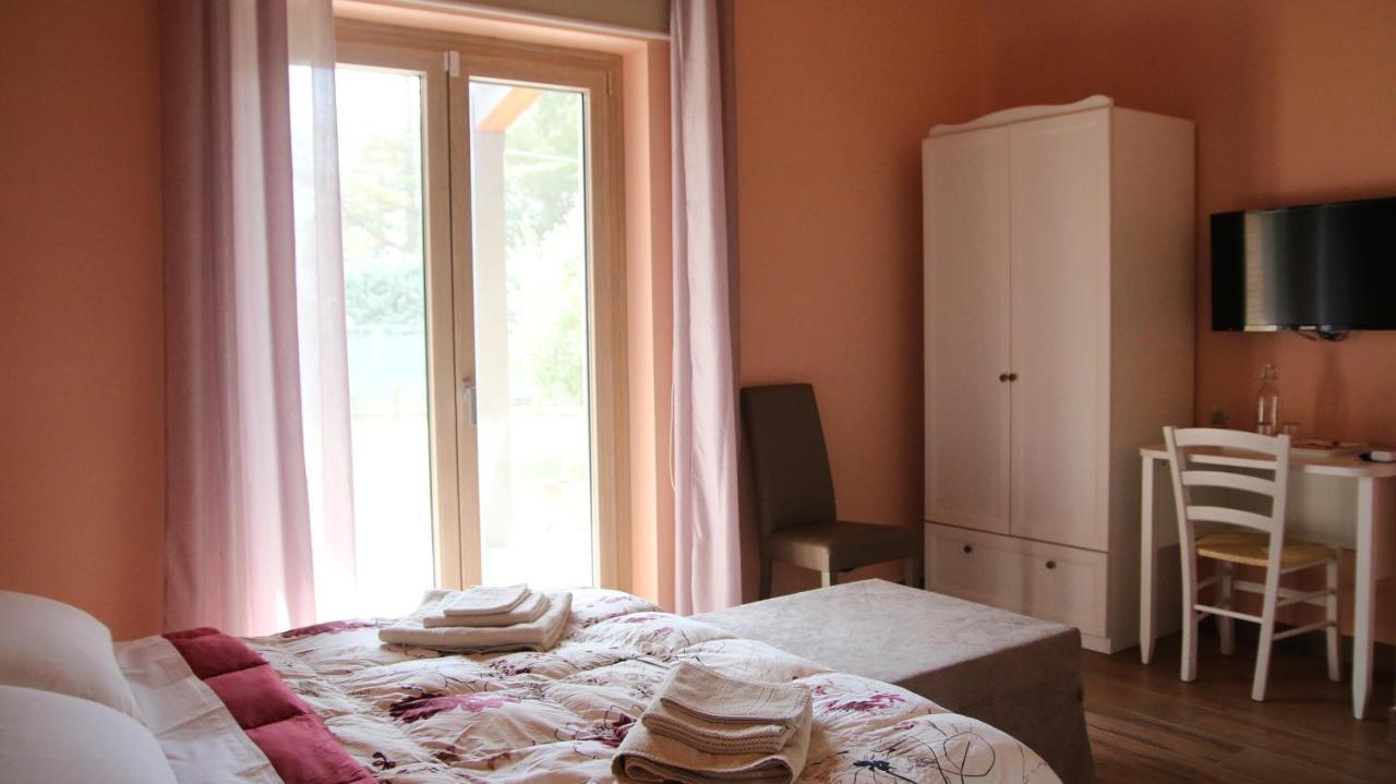Bed and Breakfast Al Ginepro Montecchio  Екстер'єр фото
